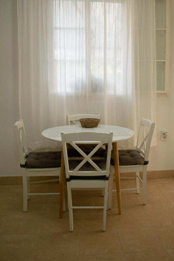 Apartment Stari Murter Buitenkant foto